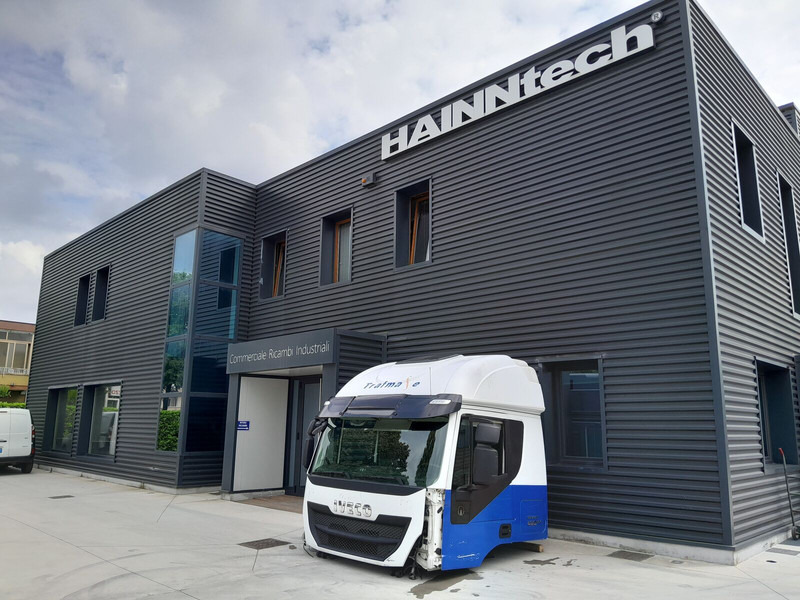 Iveco Stralis AT HI-ROAD - Кабина и интериор за Камион: снимка 1 Iveco Stralis AT HI-ROAD - Кабина и интериор за Камион: снимка 1