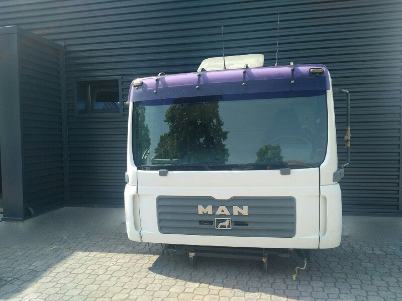 MAN TGA EURO 3 EURO 4 - Кабина и интериор за Камион: снимка 2 MAN TGA EURO 3 EURO 4 - Кабина и интериор за Камион: снимка 2
