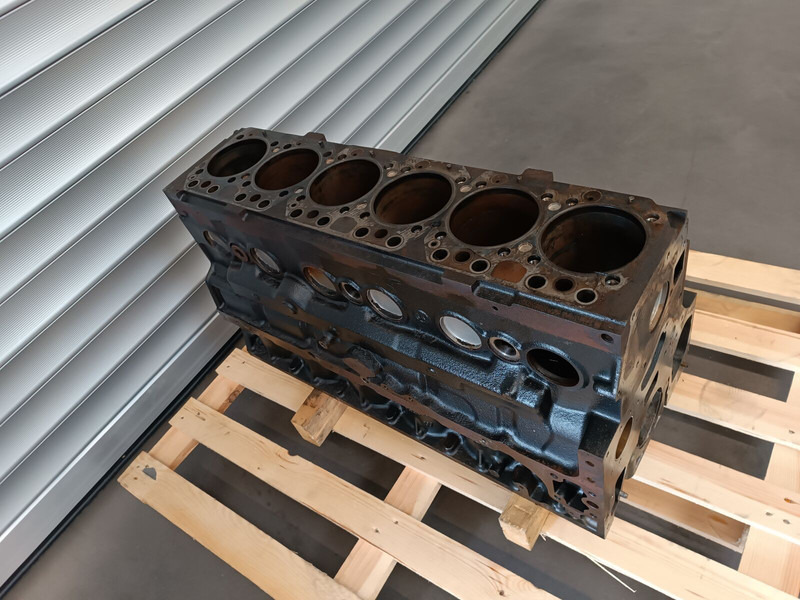 MAN TGL TGM - Цилиндров блок за Камион: снимка 3 MAN TGL TGM - Цилиндров блок за Камион: снимка 3