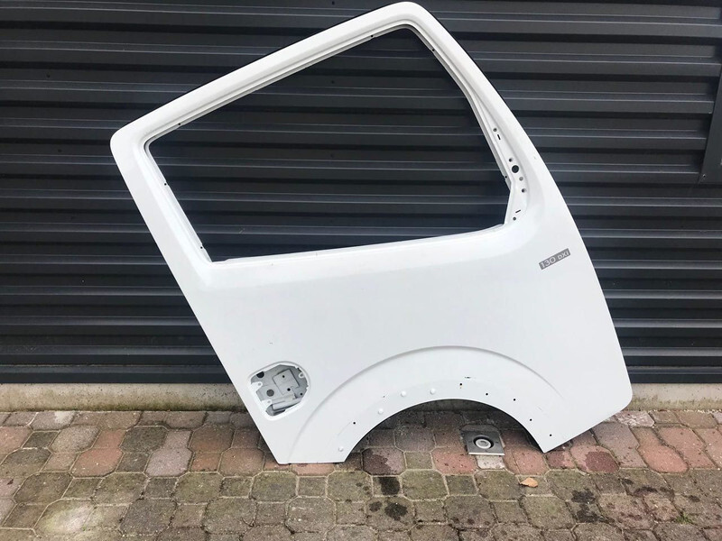 Nissan NT400 CABSTAR - Врата и части за Камион: снимка 1 Nissan NT400 CABSTAR - Врата и части за Камион: снимка 1
