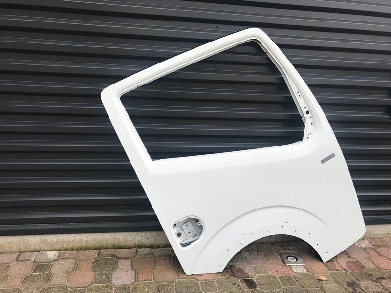 Nissan NT400 CABSTAR - Врата и части за Камион: снимка 2 Nissan NT400 CABSTAR - Врата и части за Камион: снимка 2