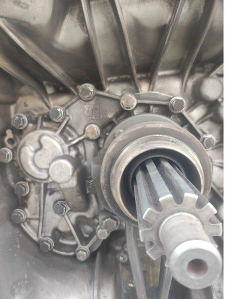 Renault 12AS 2130 2140 2300 2340 TD - Скоростна кутия за Камион: снимка 3 Renault 12AS 2130 2140 2300 2340 TD - Скоростна кутия за Камион: снимка 3