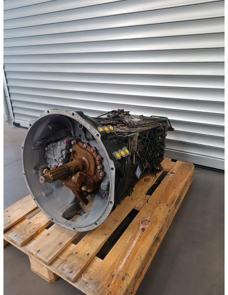 Renault manual Premium - Midlum - Скоростна кутия за Камион: снимка 2 Renault manual Premium - Midlum - Скоростна кутия за Камион: снимка 2