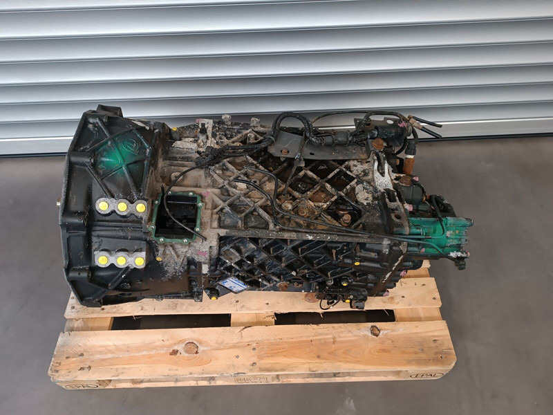 Renault manual Premium - Midlum - Скоростна кутия за Камион: снимка 4 Renault manual Premium - Midlum - Скоростна кутия за Камион: снимка 4