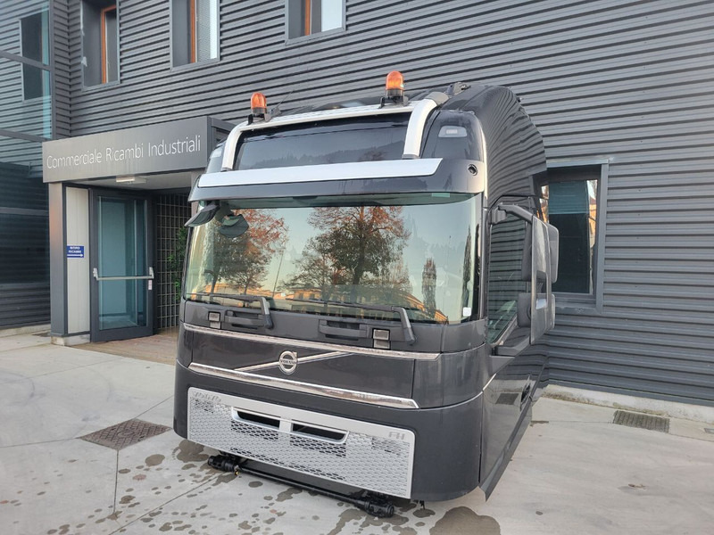 Volvo FH4 Globetrotter XL L2 H3 EURO 6 - Кабина и интериор за Камион: снимка 1 Volvo FH4 Globetrotter XL L2 H3 EURO 6 - Кабина и интериор за Камион: снимка 1