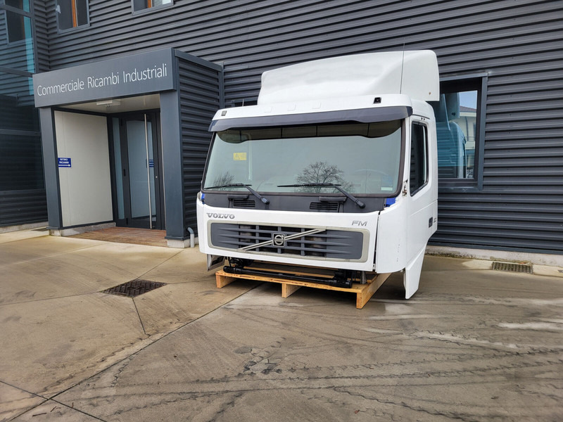 Volvo FL - Кабина и интериор за Камион: снимка 1 Volvo FL - Кабина и интериор за Камион: снимка 1