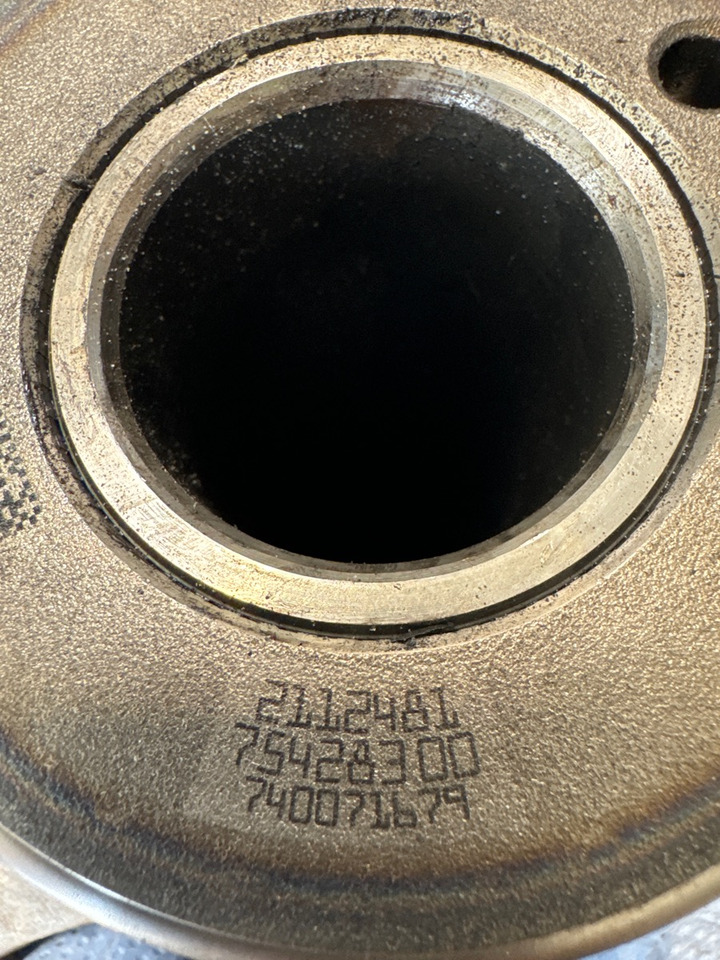 DAF CAMSHAFT 2245295 - Двигател и части за Камион: снимка 3 DAF CAMSHAFT 2245295 - Двигател и части за Камион: снимка 3