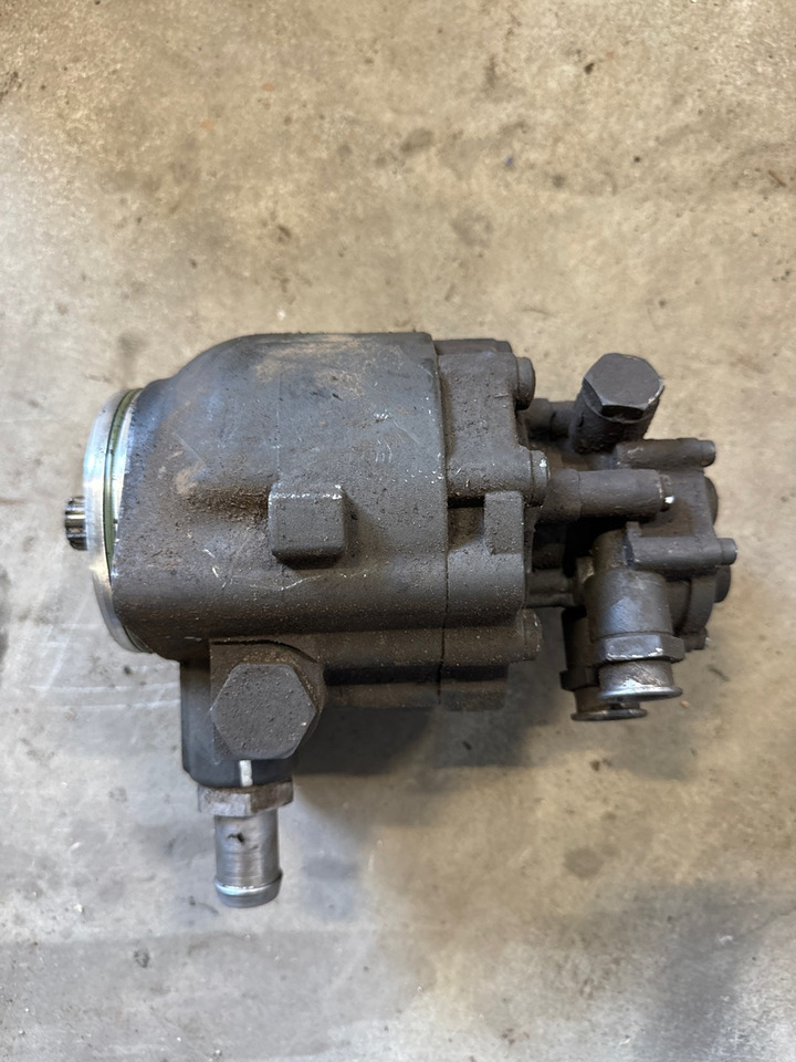 DAF SERVO PUMP 2042155 - Двигател и части за Камион: снимка 1 DAF SERVO PUMP 2042155 - Двигател и части за Камион: снимка 1