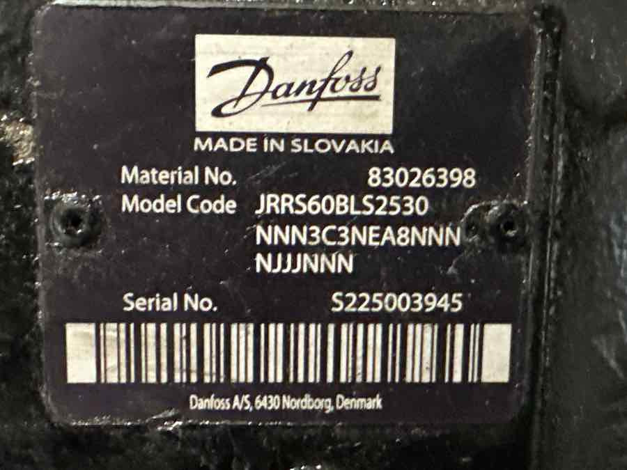 DANFOSS HYDRAULIC PUMP 83026398 - Хидравлика за Камион: снимка 3 DANFOSS HYDRAULIC PUMP 83026398 - Хидравлика за Камион: снимка 3