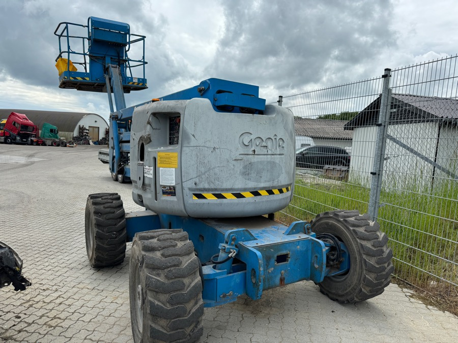 GENIE 4WD LIFT Z45 / 25 - Артикулираща платформа: снимка 1 GENIE 4WD LIFT Z45 / 25 - Артикулираща платформа: снимка 1