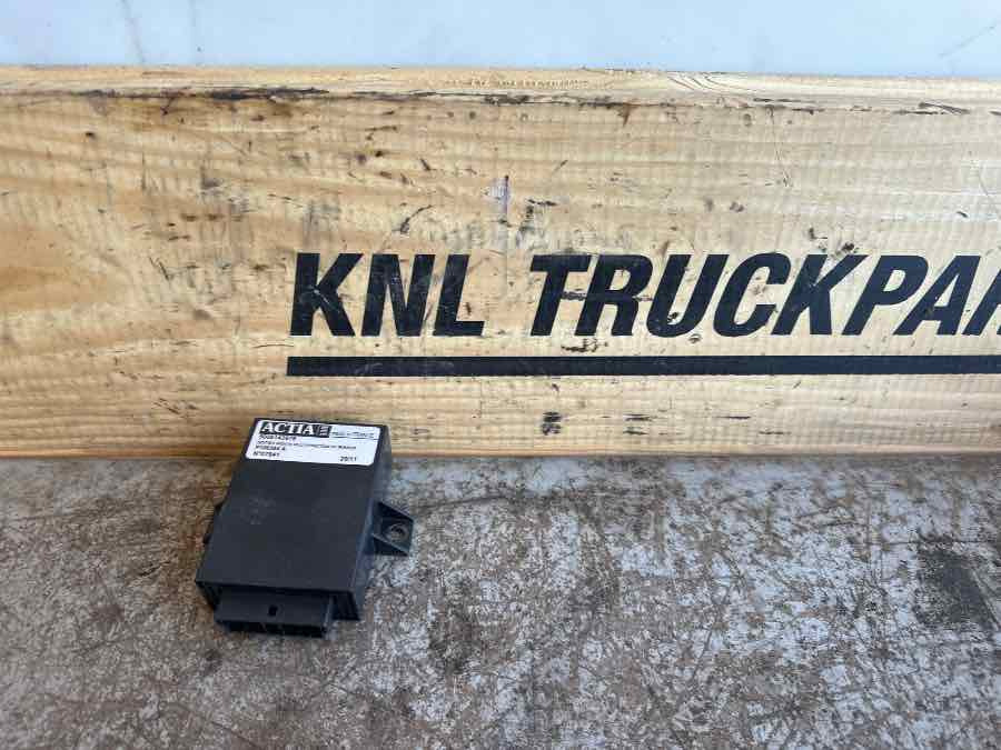 IVECO ECU BUS 5006143976 - Блок за управление за Автобус: снимка 1 IVECO ECU BUS 5006143976 - Блок за управление за Автобус: снимка 1