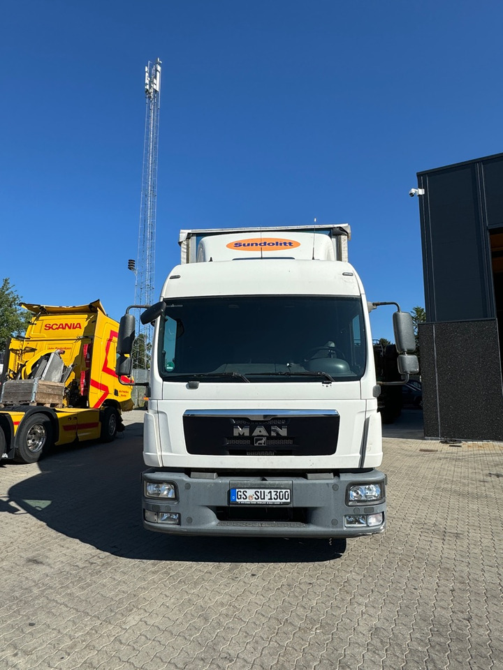 MAN CABINE F99L/R37 - Кабина за Камион: снимка 3 MAN CABINE F99L/R37 - Кабина за Камион: снимка 3