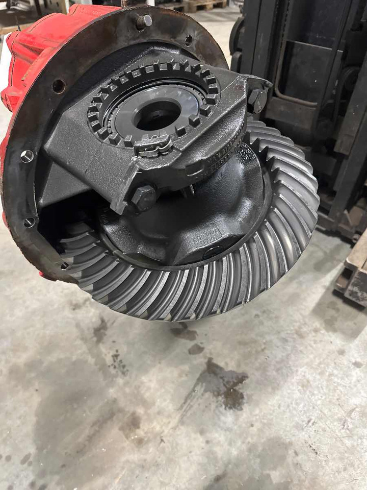 MAN DIFF HY-1350 - 2.53 // 81.35010-6301 - Диференциал за Камион: снимка 2 MAN DIFF HY-1350 - 2.53 // 81.35010-6301 - Диференциал за Камион: снимка 2