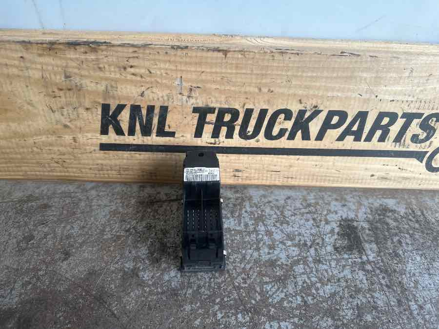 MAN DOOR MODULE 81.25806-7098 - Електрическа система за Камион: снимка 2 MAN DOOR MODULE 81.25806-7098 - Електрическа система за Камион: снимка 2