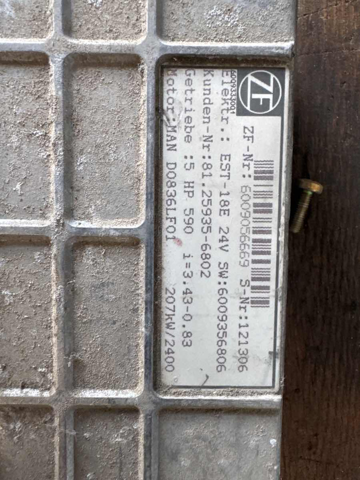MAN ECU EST 81.25935-6802 - Електрическа система за Камион: снимка 2 MAN ECU EST 81.25935-6802 - Електрическа система за Камион: снимка 2