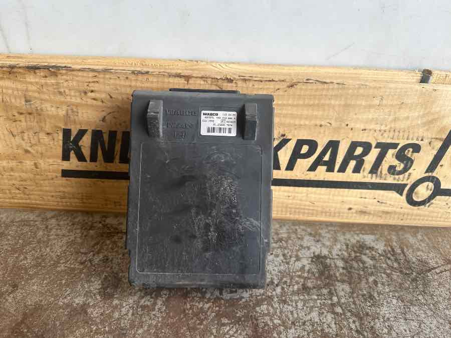 MAN ECU ZBR2 81.25806-7070 - Електрическа система за Камион: снимка 2 MAN ECU ZBR2 81.25806-7070 - Електрическа система за Камион: снимка 2