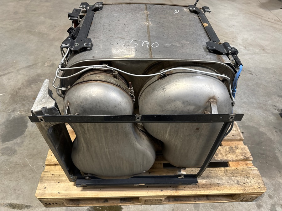 MAN EXCHAUST SILENCER 81.15103-6131 - Изпускателна система за Камион: снимка 2 MAN EXCHAUST SILENCER 81.15103-6131 - Изпускателна система за Камион: снимка 2