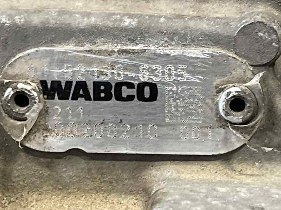 MAN FOOT BREAKE VALVE 81.52130-6305 - Спирачен клапан за Камион: снимка 3 MAN FOOT BREAKE VALVE 81.52130-6305 - Спирачен клапан за Камион: снимка 3