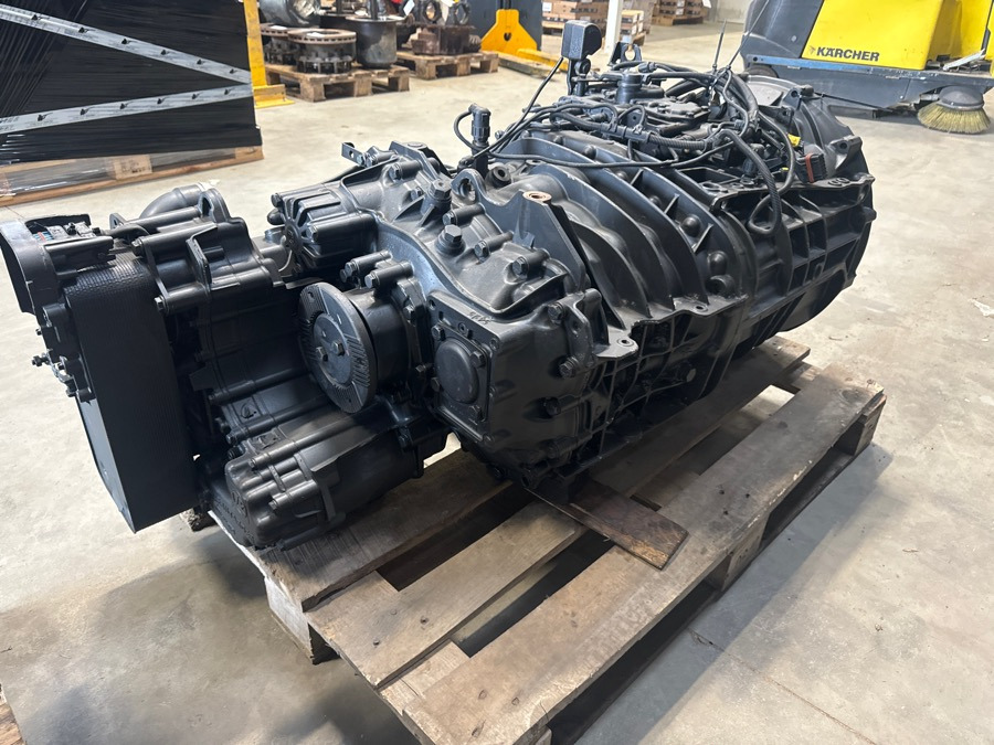 MAN GEARBOX 16S2531 TO IT3 // 81.32004-6424 - Скоростна кутия за Камион: снимка 1 MAN GEARBOX 16S2531 TO IT3 // 81.32004-6424 - Скоростна кутия за Камион: снимка 1
