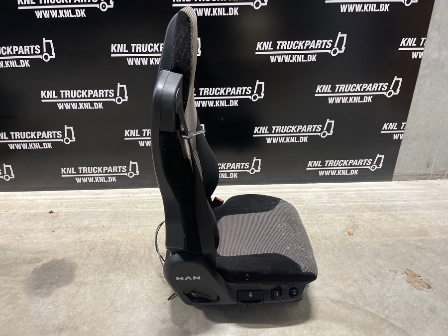MAN SEAT 81.62307-6622 - Седалка за Камион: снимка 1 MAN SEAT 81.62307-6622 - Седалка за Камион: снимка 1