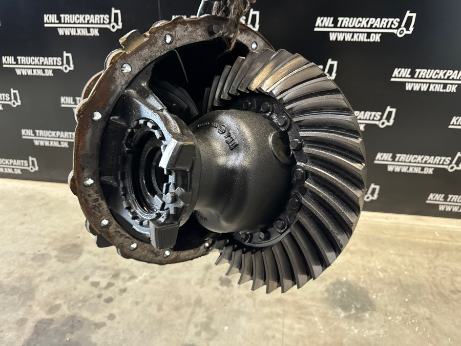 MERCEDES DIFF R440-13A-C22,5 - 2.846 - Диференциал за Камион: снимка 2 MERCEDES DIFF R440-13A-C22,5 - 2.846 - Диференциал за Камион: снимка 2