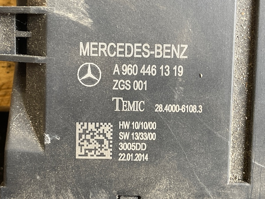 MERCEDES DOOR ECU A9604461319 - Електрическа система за Камион: снимка 2 MERCEDES DOOR ECU A9604461319 - Електрическа система за Камион: снимка 2