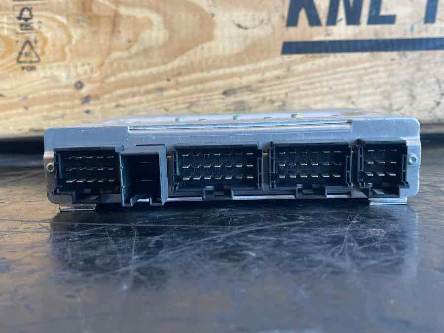 MERCEDES ECU TEMIC A0004461003 - Блок за управление за Автобус: снимка 2 MERCEDES ECU TEMIC A0004461003 - Блок за управление за Автобус: снимка 2