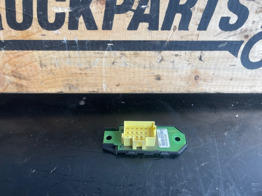 MERCEDES ELECTRICAL CONNECTOR A0275451526 - Електрическа система за Камион: снимка 1 MERCEDES ELECTRICAL CONNECTOR A0275451526 - Електрическа система за Камион: снимка 1