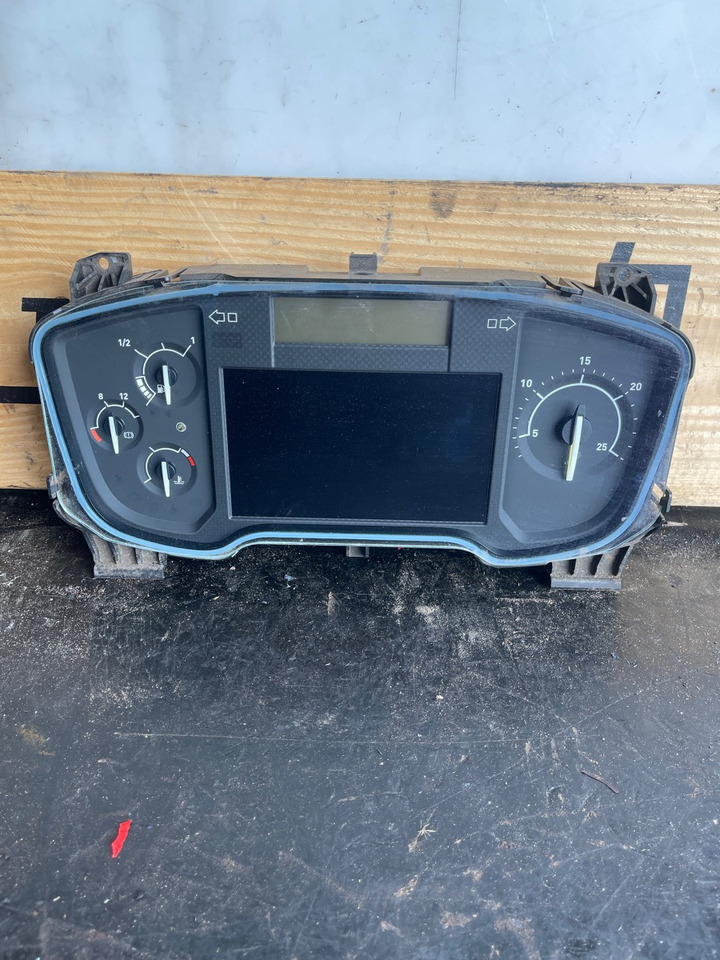 RENAULT CLUSTER INSTRUMENT 7424691190 - Кабина и интериор за Камион: снимка 1 RENAULT CLUSTER INSTRUMENT 7424691190 - Кабина и интериор за Камион: снимка 1