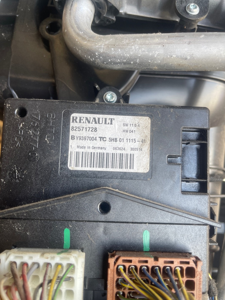 RENAULT KLIMA / AC UNIT 7484515288 - Кабина и интериор за Камион: снимка 3 RENAULT KLIMA / AC UNIT 7484515288 - Кабина и интериор за Камион: снимка 3