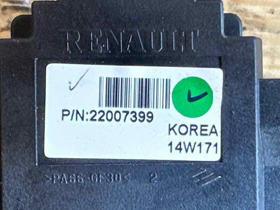 RENAULT LEVER SWITCH 7422007399 - Кабина и интериор за Камион: снимка 3 RENAULT LEVER SWITCH 7422007399 - Кабина и интериор за Камион: снимка 3