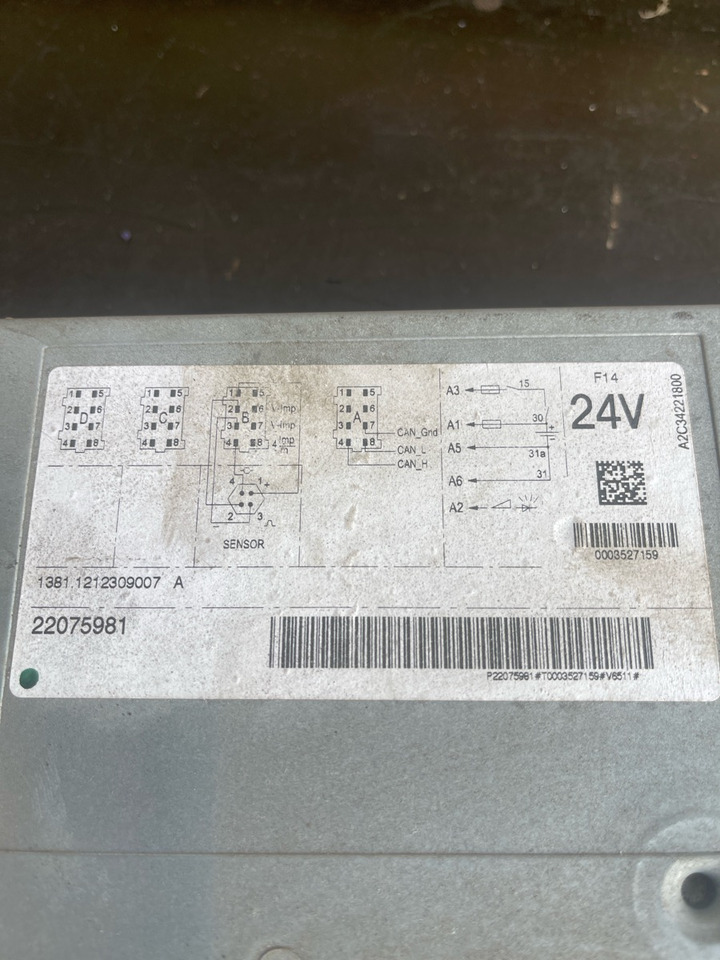 RENAULT TACHO 7422075981 - Кабина и интериор за Камион: снимка 2 RENAULT TACHO 7422075981 - Кабина и интериор за Камион: снимка 2