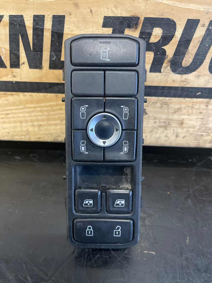 SCANIA ECU DOOR 2569024 - Електрическа система за Камион: снимка 1 SCANIA ECU DOOR 2569024 - Електрическа система за Камион: снимка 1