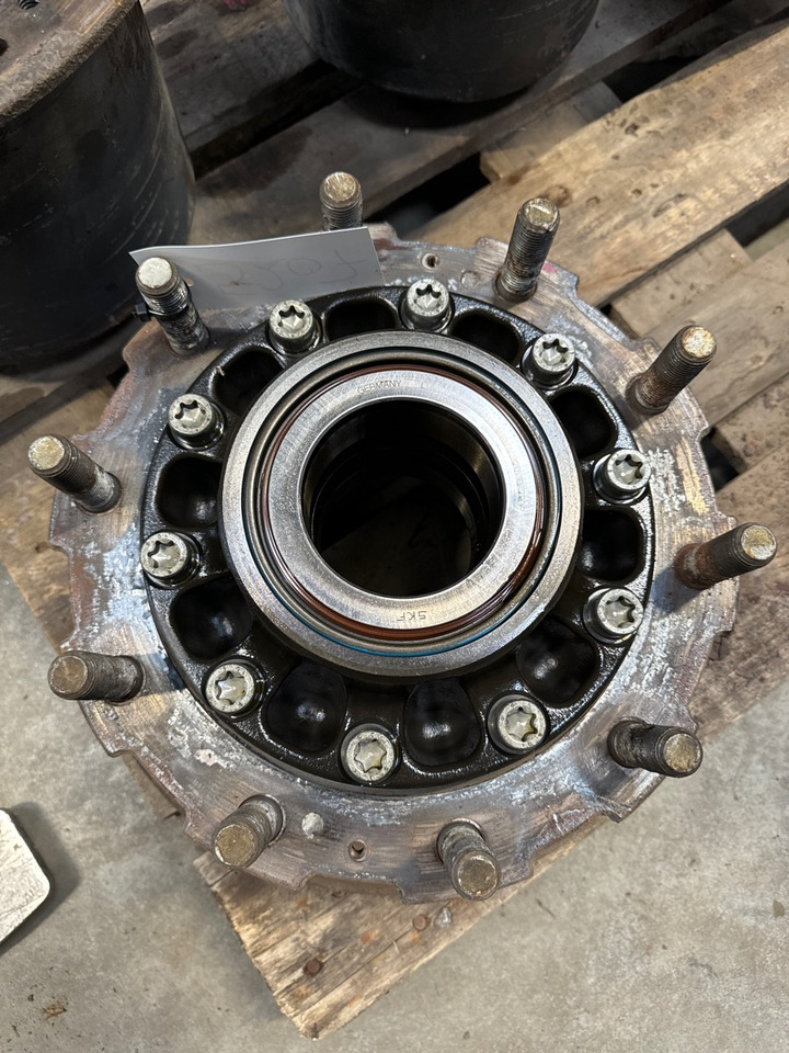 SCANIA REAR HUB // 1946274 - Ступица за Камион: снимка 2 SCANIA REAR HUB // 1946274 - Ступица за Камион: снимка 2