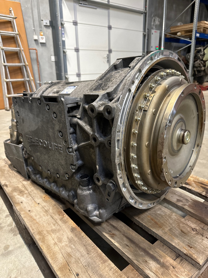 VOLVO GEARBOX 6AP1400B // 22422765 - Скоростна кутия за Камион: снимка 3 VOLVO GEARBOX 6AP1400B // 22422765 - Скоростна кутия за Камион: снимка 3
