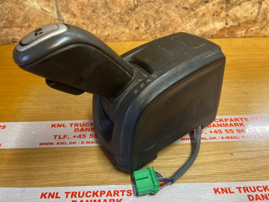 VOLVO GEARSHIFT / LEVER 21937984 - Скоростна кутия и части за Камион: снимка 1 VOLVO GEARSHIFT / LEVER 21937984 - Скоростна кутия и части за Камион: снимка 1