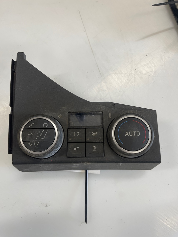VOLVO HEAT ECU 22130999 - Табло за Камион: снимка 2 VOLVO HEAT ECU 22130999 - Табло за Камион: снимка 2