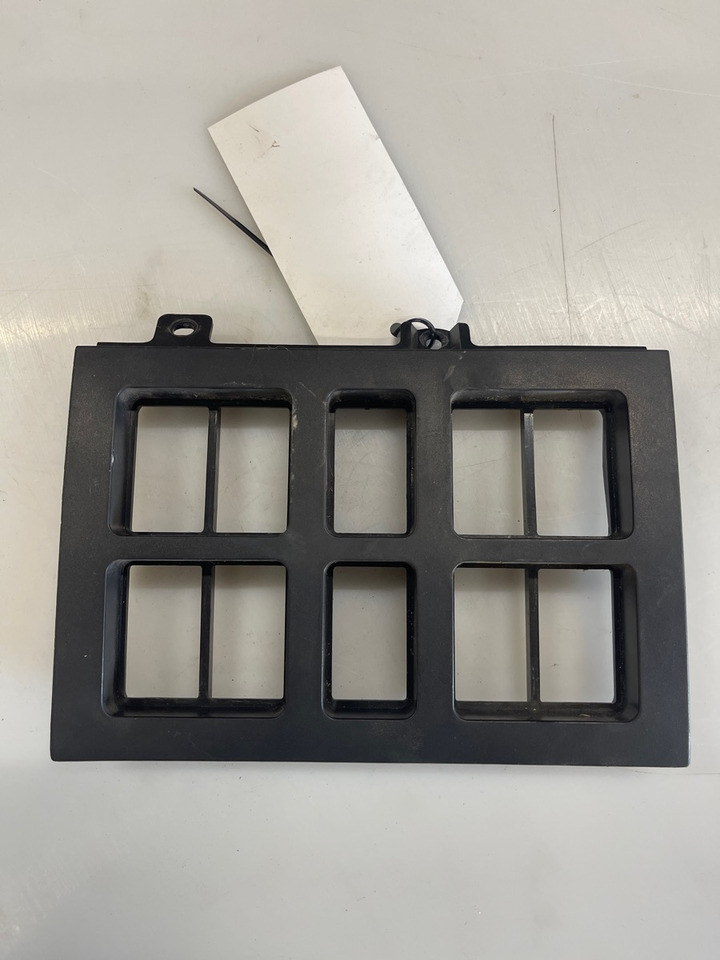 VOLVO PANEL 3175601 - Табло за Камион: снимка 1 VOLVO PANEL 3175601 - Табло за Камион: снимка 1