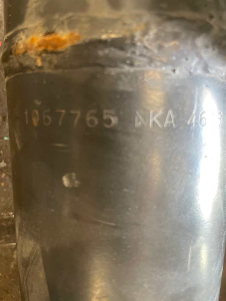 VOLVO PROPSHAFT 1067765 - Карданні вали за Камион: снимка 2 VOLVO PROPSHAFT 1067765 - Карданні вали за Камион: снимка 2