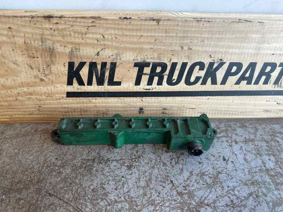 VOLVO STEERING CYLINDER VALVE 21933934 - Спирачен клапан за Камион: снимка 1 VOLVO STEERING CYLINDER VALVE 21933934 - Спирачен клапан за Камион: снимка 1