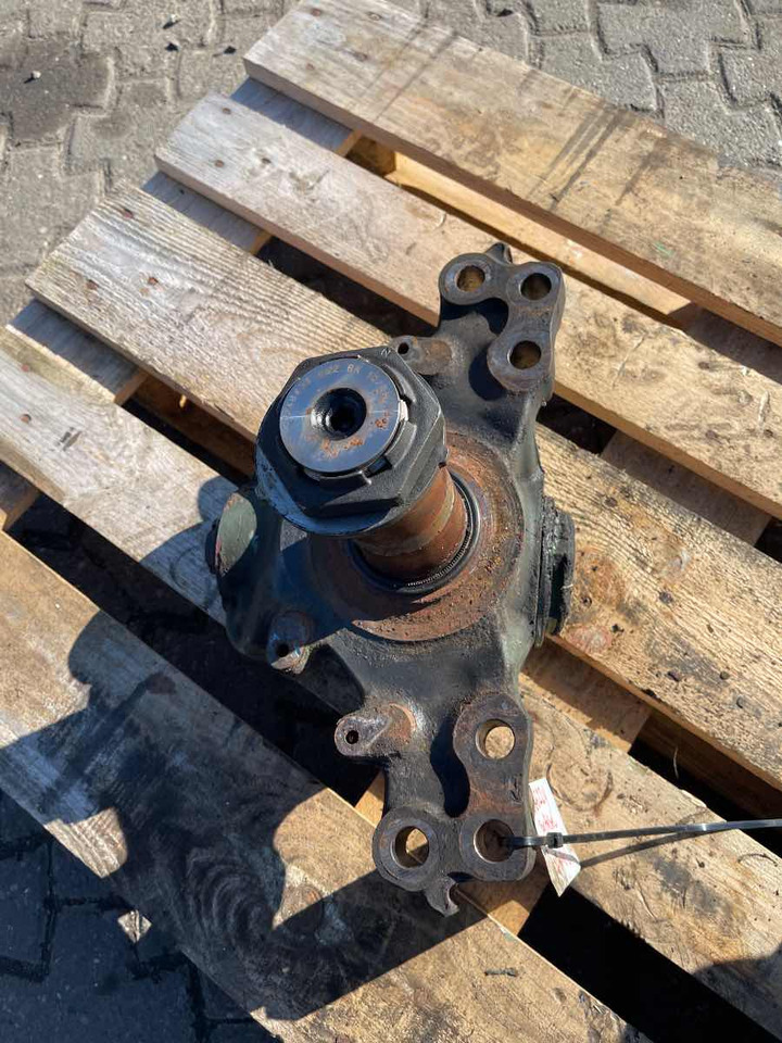 VOLVO STEERING KNUCKLE 22848434 - Шенкел за Камион: снимка 1 VOLVO STEERING KNUCKLE 22848434 - Шенкел за Камион: снимка 1