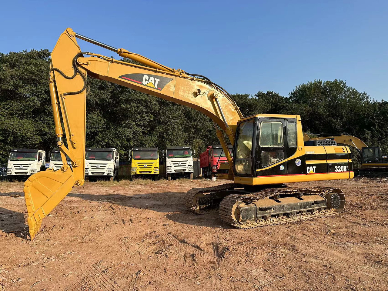 CAT 320B excavator - Верижен багер: снимка 3 CAT 320B excavator - Верижен багер: снимка 3