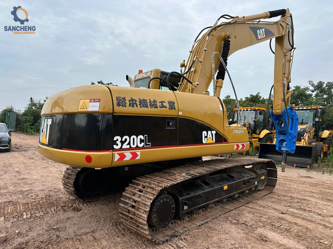 CAT 320CL with hammer crawler excavator - Верижен багер: снимка 2 CAT 320CL with hammer crawler excavator - Верижен багер: снимка 2