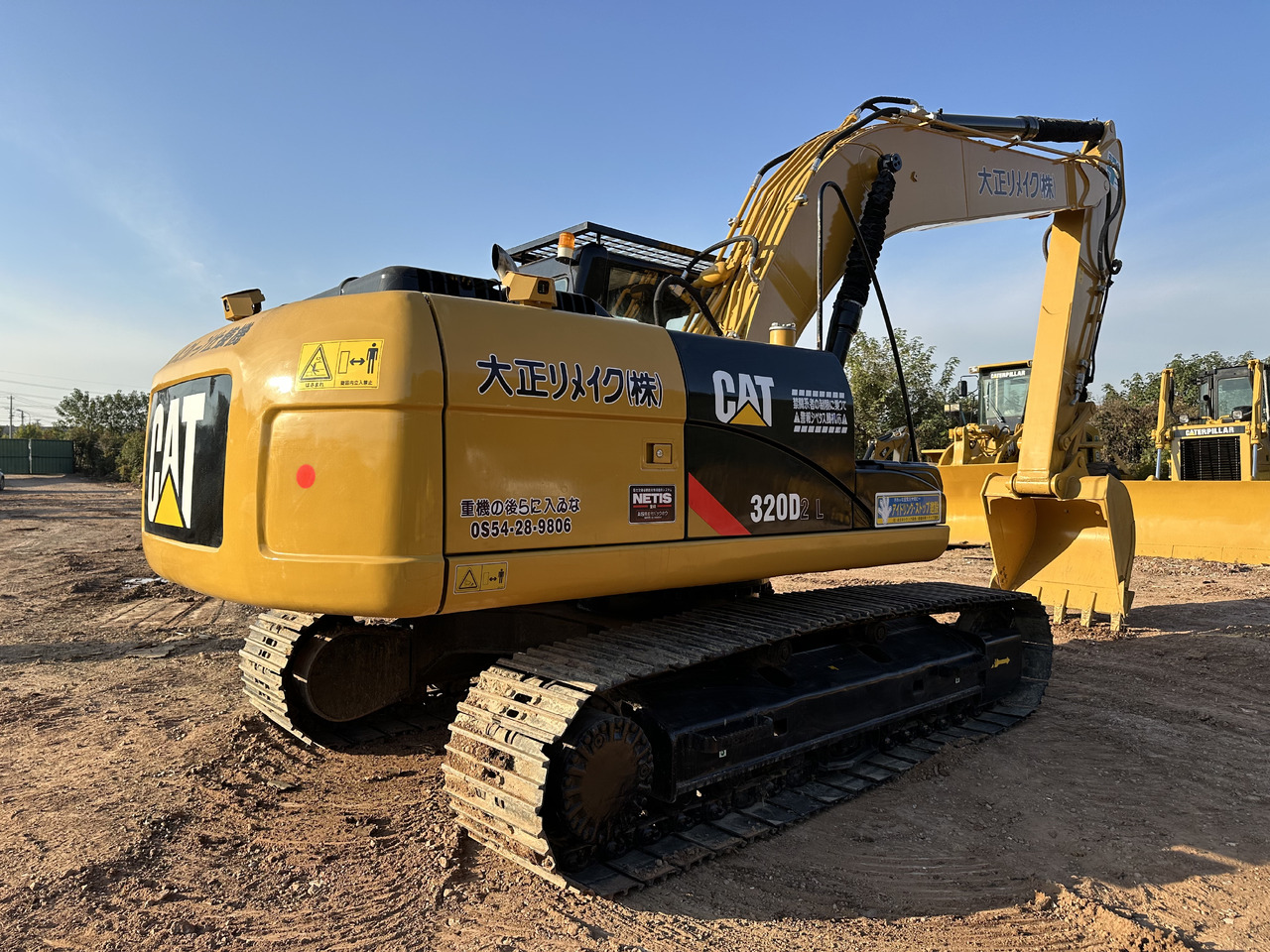 CAT 320D2L - Верижен багер: снимка 3 CAT 320D2L - Верижен багер: снимка 3