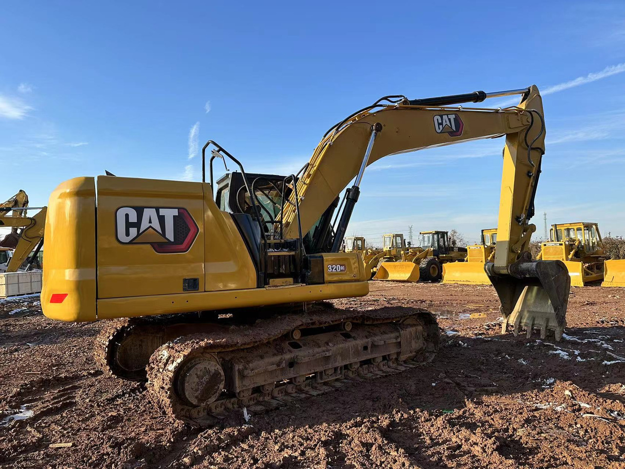 CAT 320GC - Верижен багер: снимка 2 CAT 320GC - Верижен багер: снимка 2