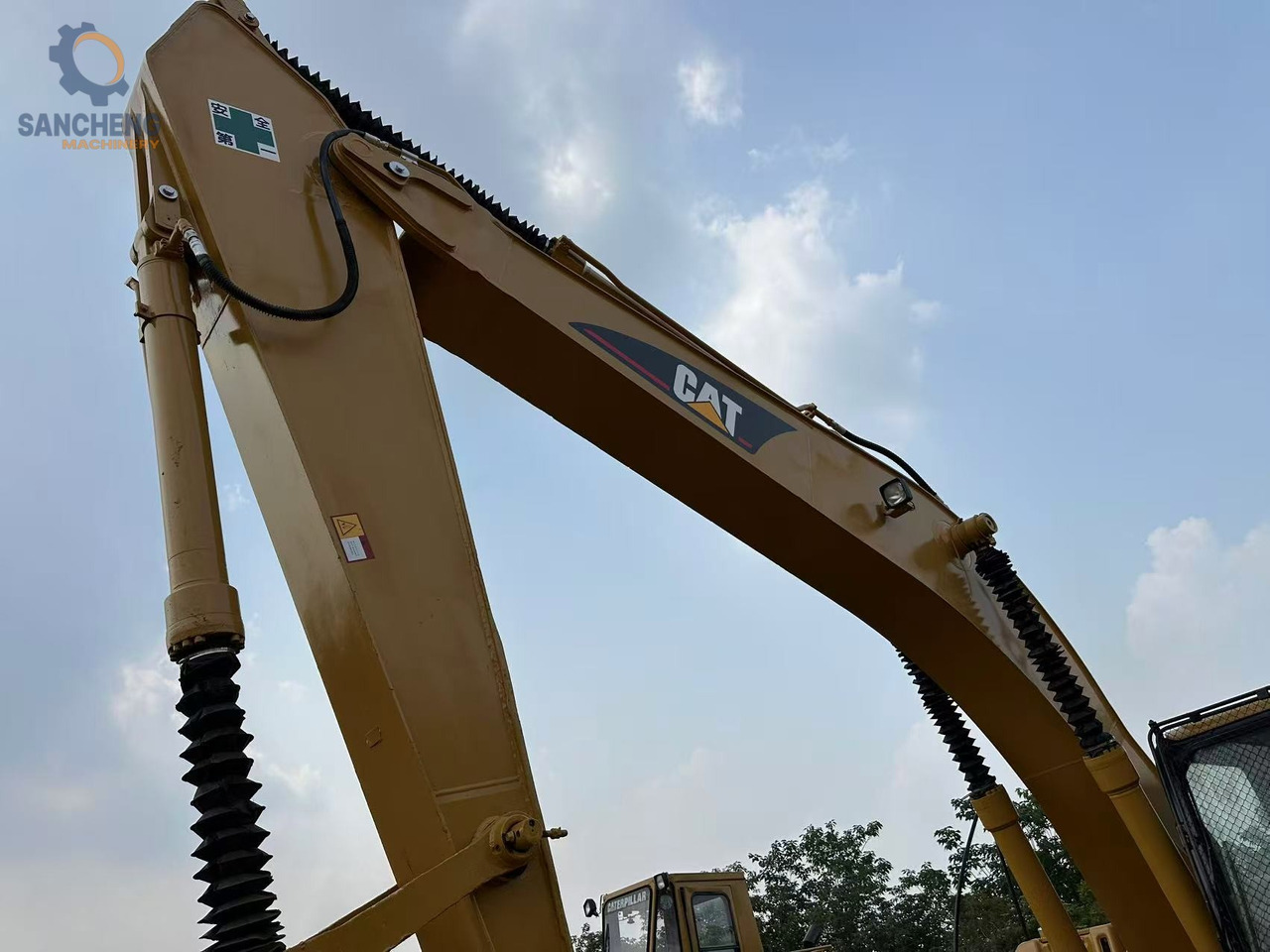 CAT 325CL - Верижен багер: снимка 4 CAT 325CL - Верижен багер: снимка 4