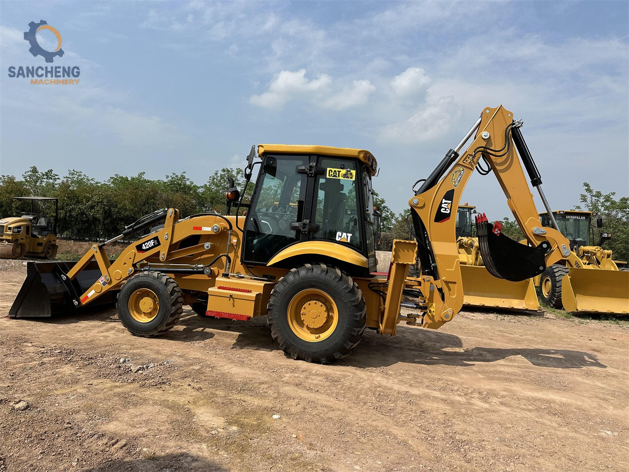 CAT 420F2 - Багер-товарач: снимка 2 CAT 420F2 - Багер-товарач: снимка 2