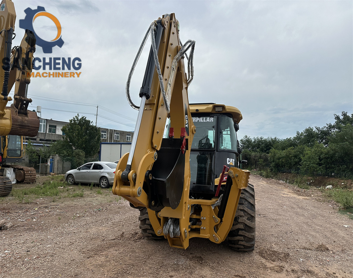CAT 432F - Багер-товарач: снимка 4 CAT 432F - Багер-товарач: снимка 4