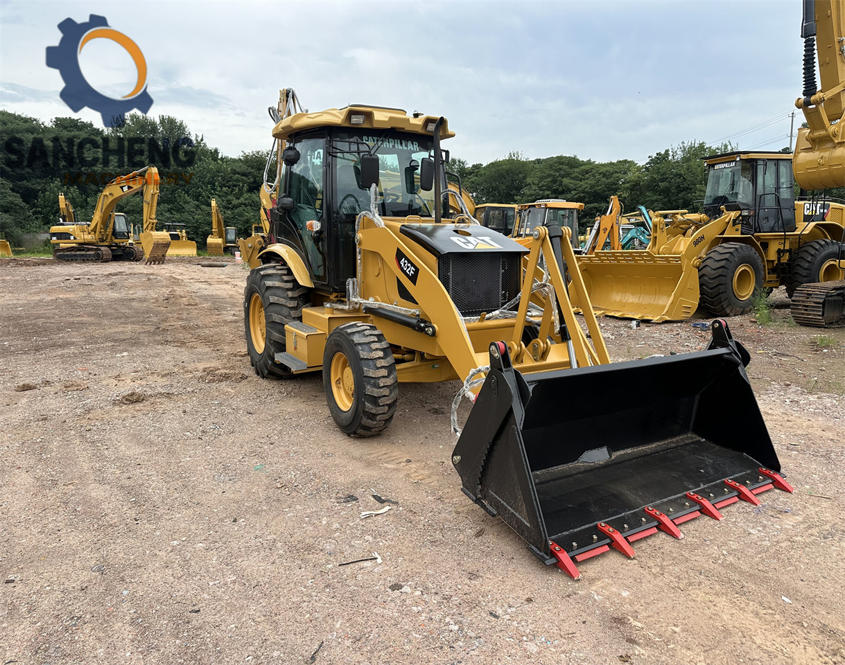 CAT 432F - Багер-товарач: снимка 4 CAT 432F - Багер-товарач: снимка 4