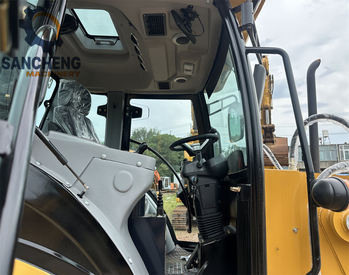CAT 432F - Багер-товарач: снимка 5 CAT 432F - Багер-товарач: снимка 5